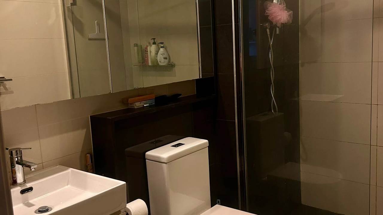 Furnished room in a flatshare