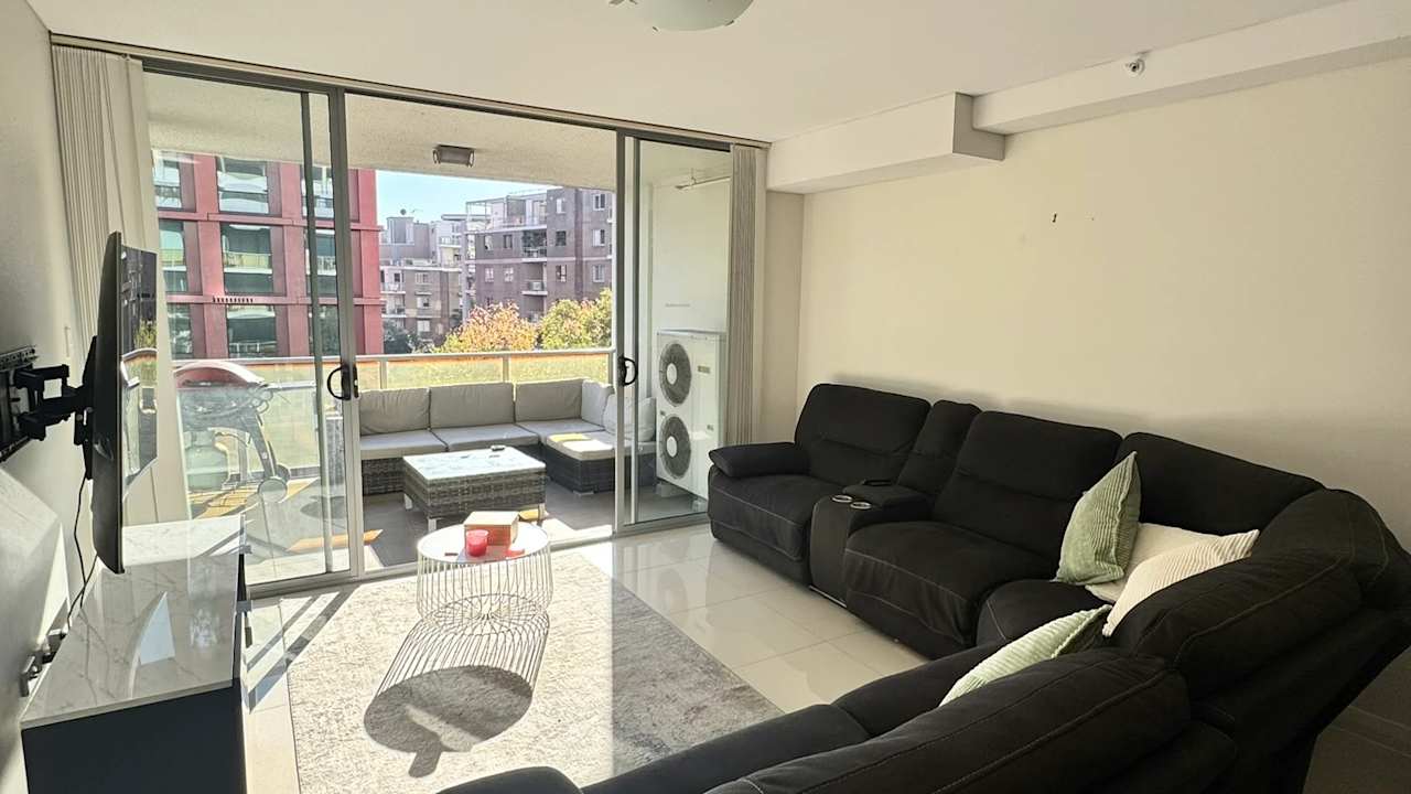 Furnished room with own bathroom