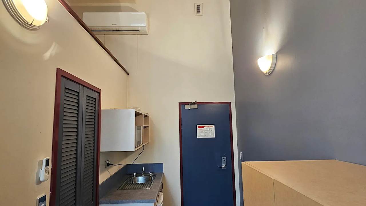 Furnished room studio flat for rent