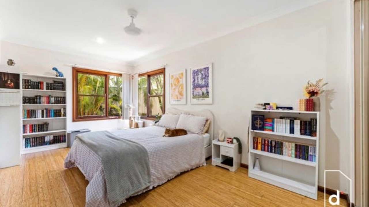 Unfurnished room in a share house