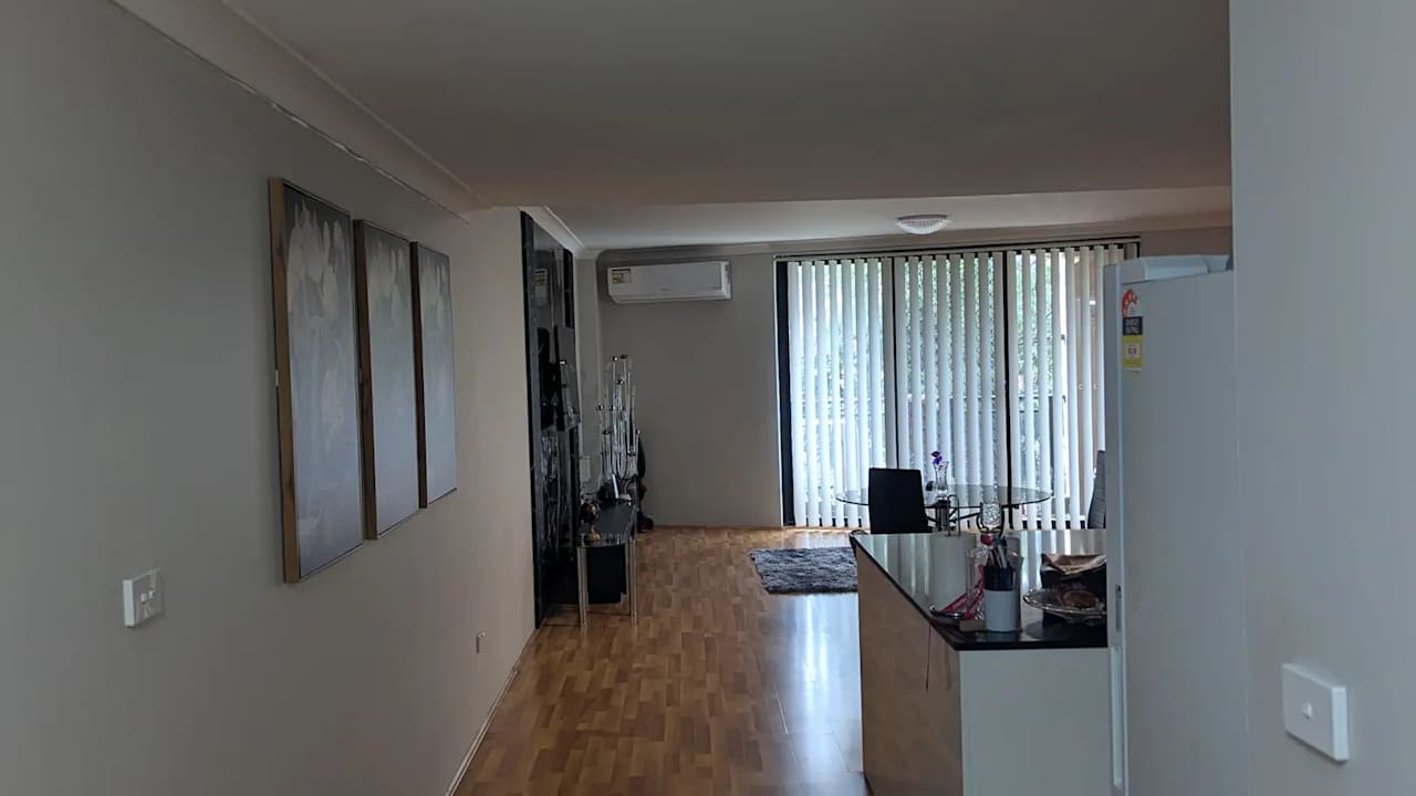 Furnished room in a flatshare