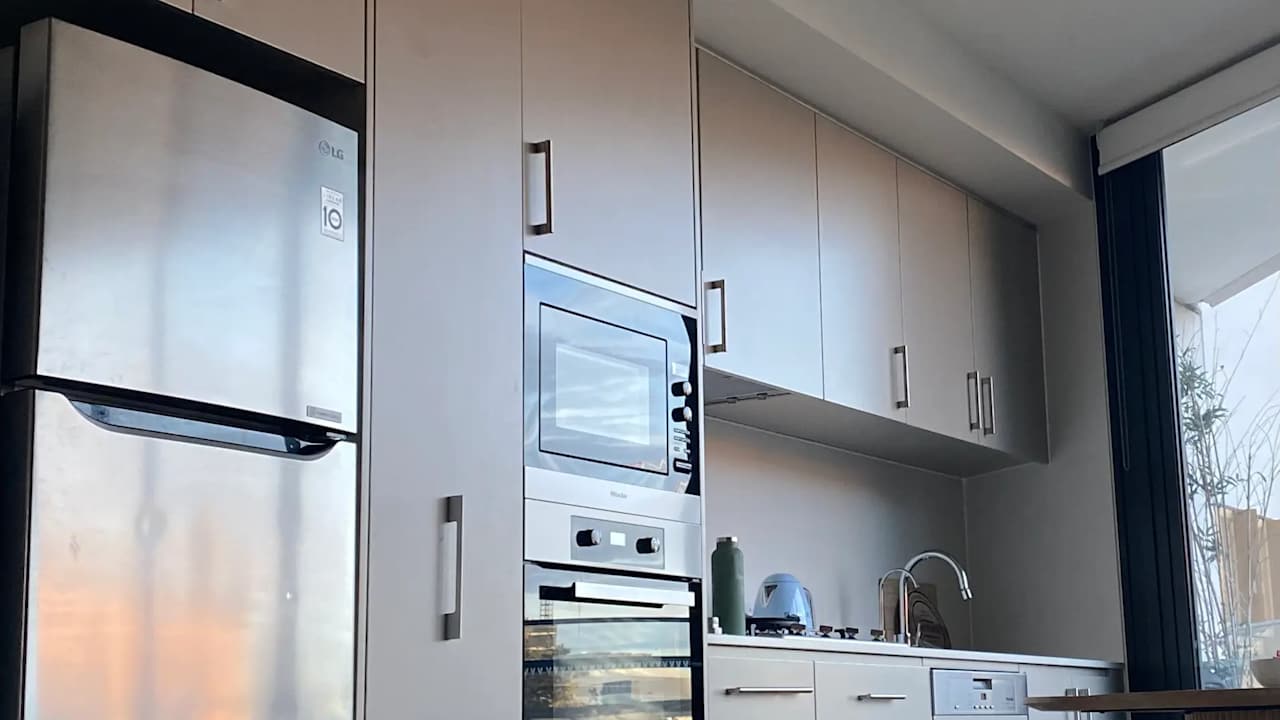 Whole property with 1 room for rent