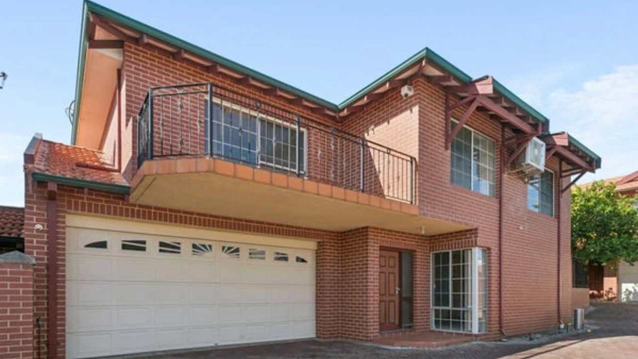 Unfurnished room in a share house