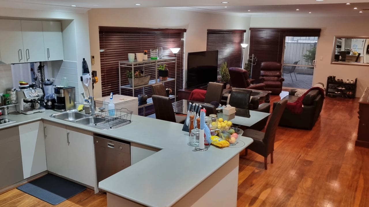 Furnished room in a share house