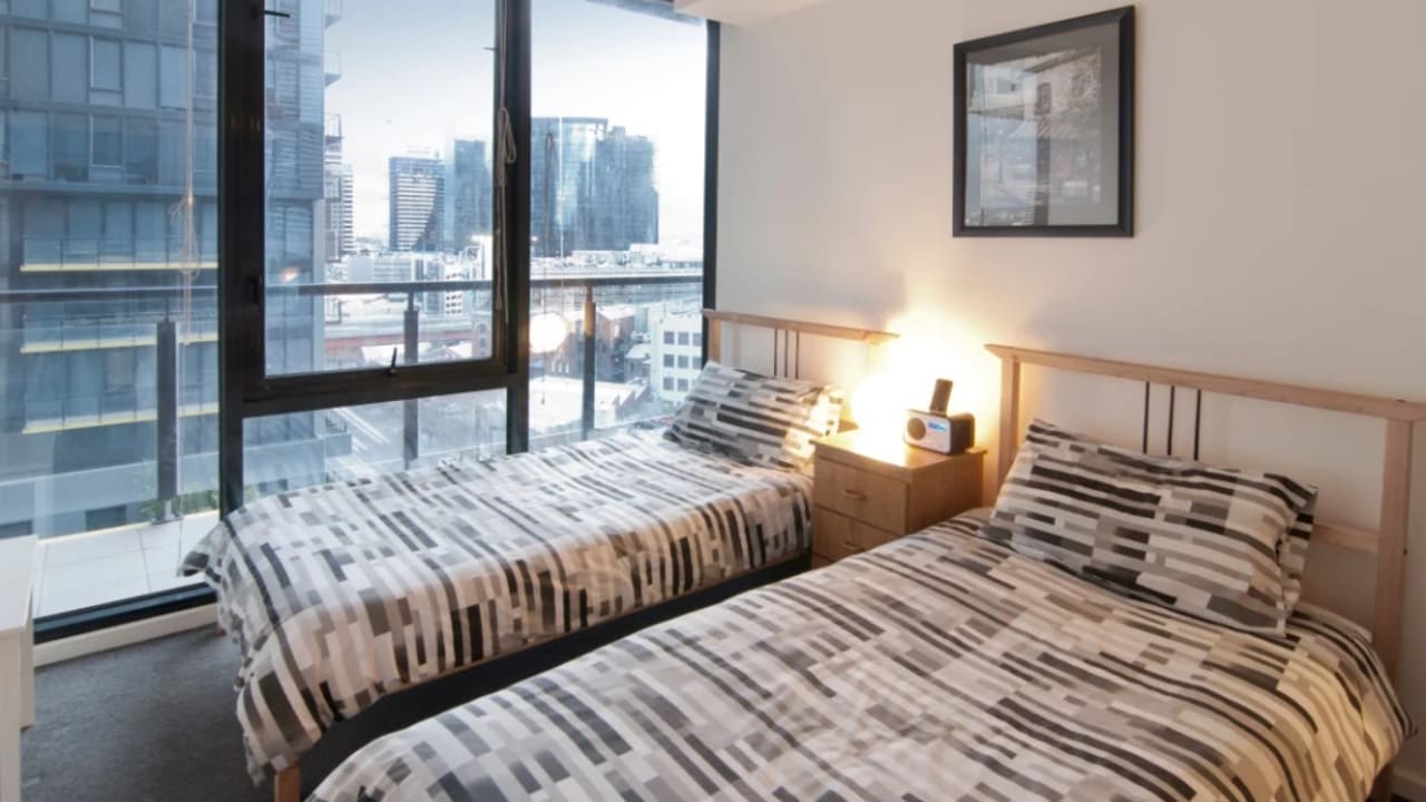 Furnished room in a flatshare