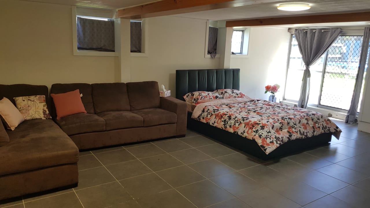 Unfurnished room with own bathroom