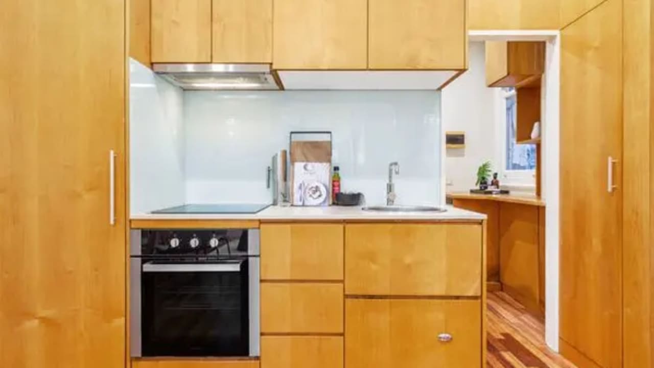 Whole property with 2 rooms for rent