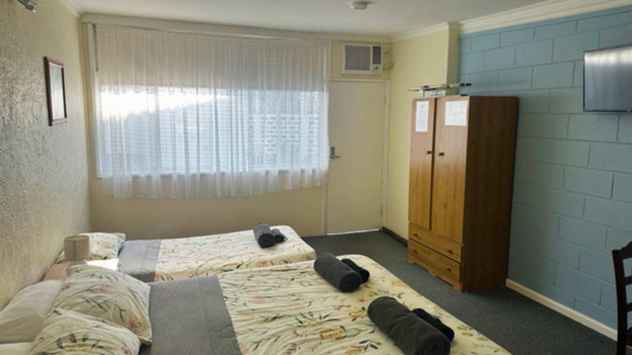 Furnished room studio flat for rent
