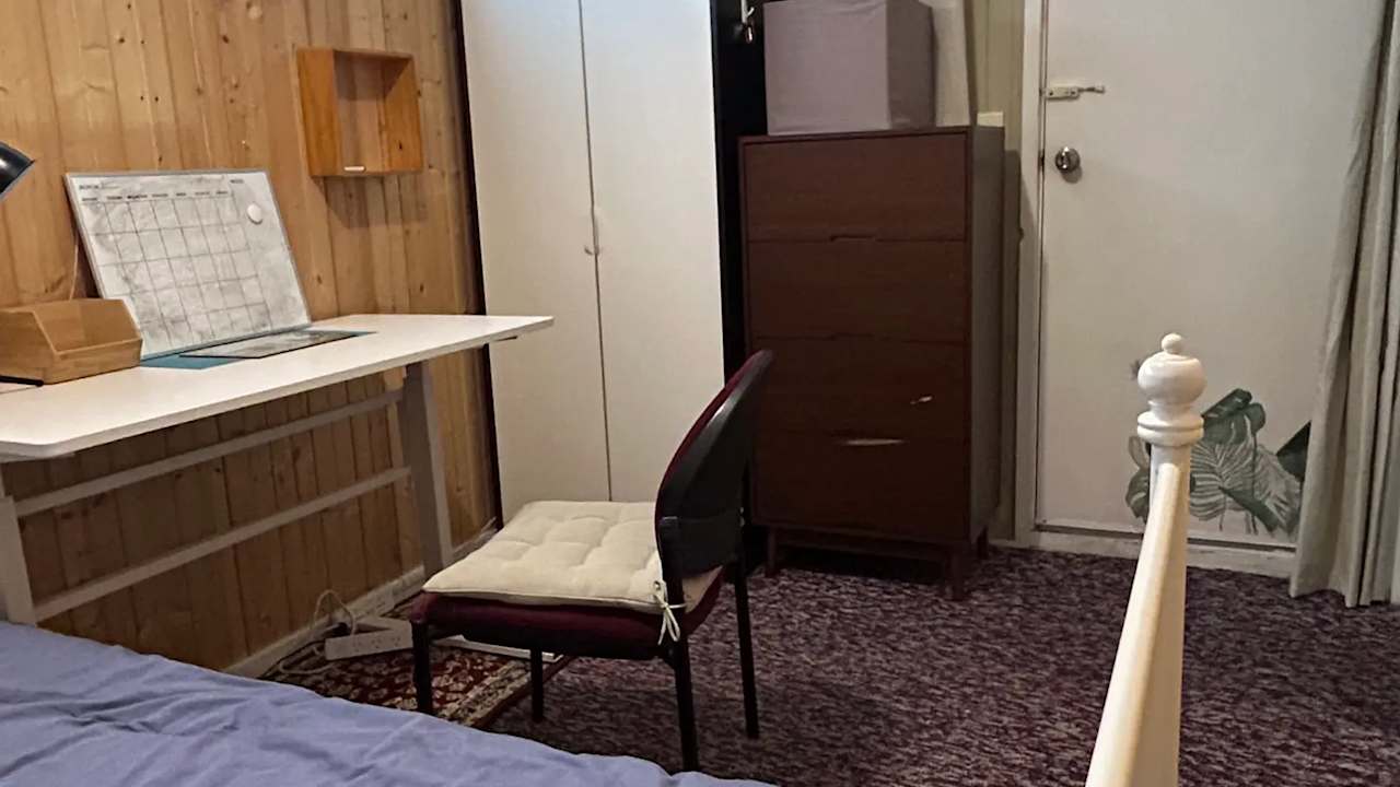 Furnished room in a share house
