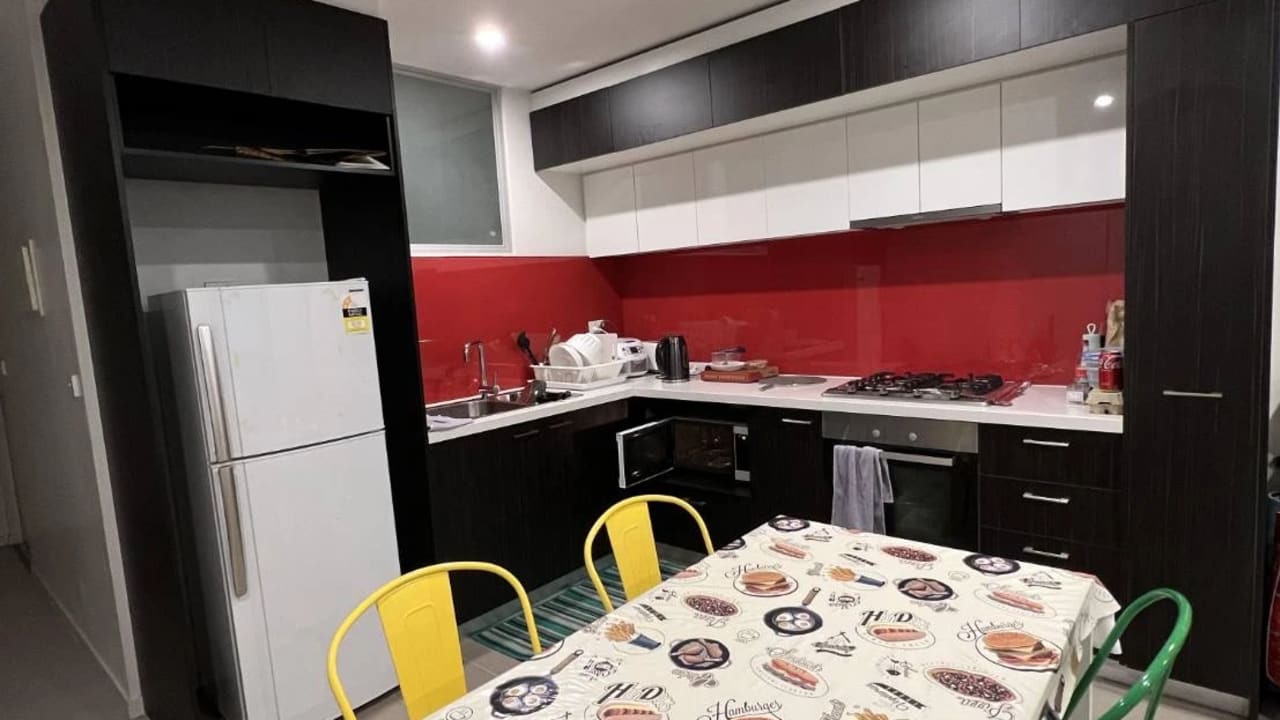 Furnished room in a flatshare