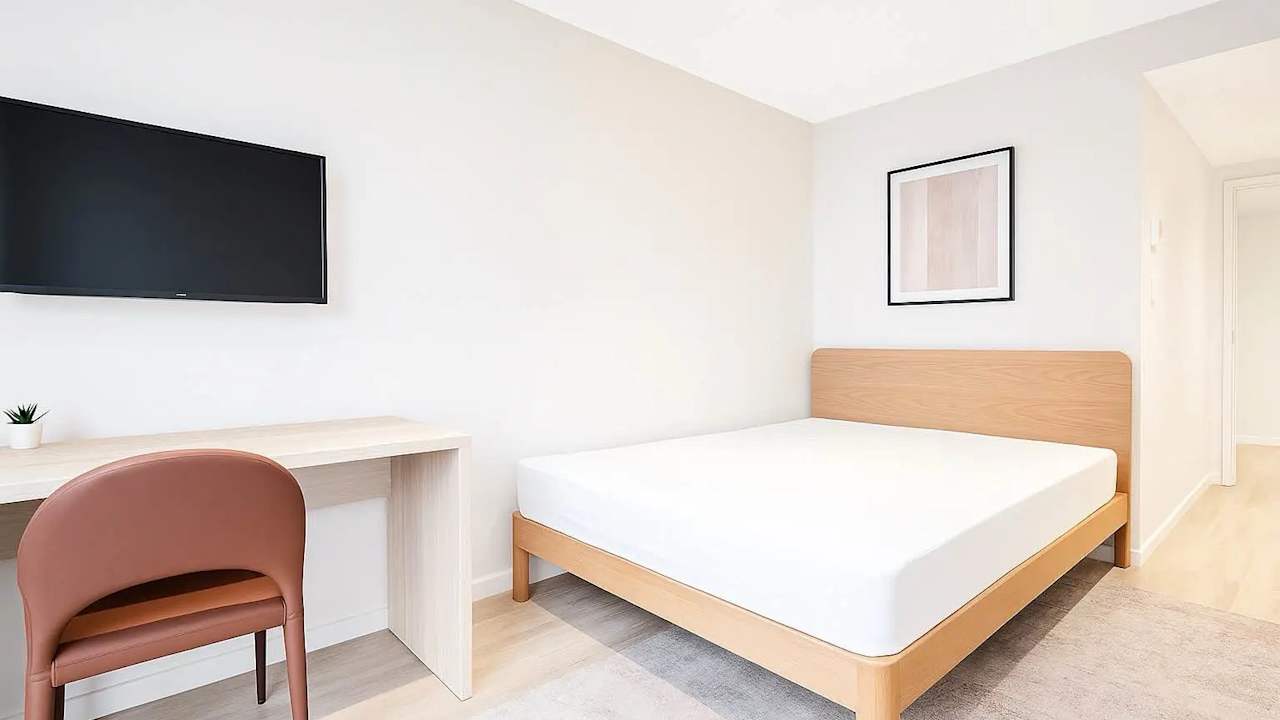 Furnished room studio flat for rent