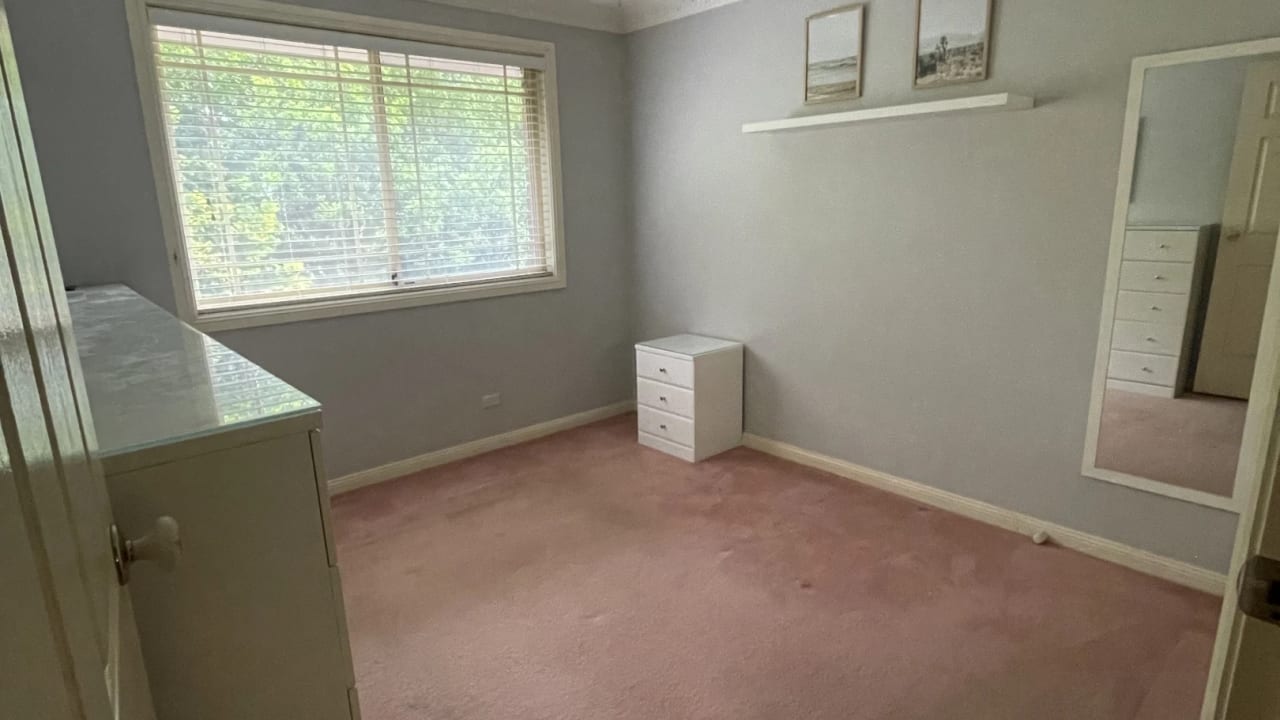 Furnished room in a share house