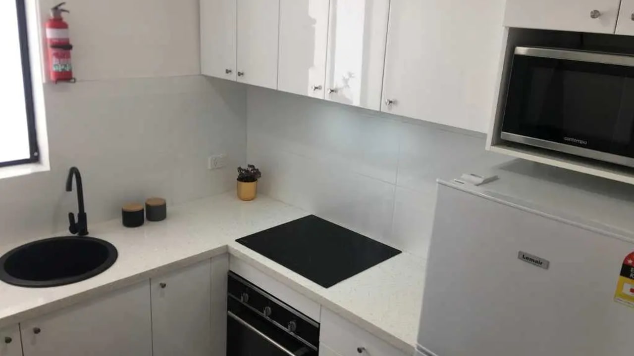 Whole property with 2 rooms for rent
