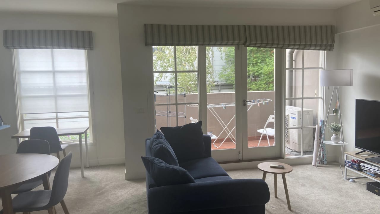 Furnished room in a flatshare