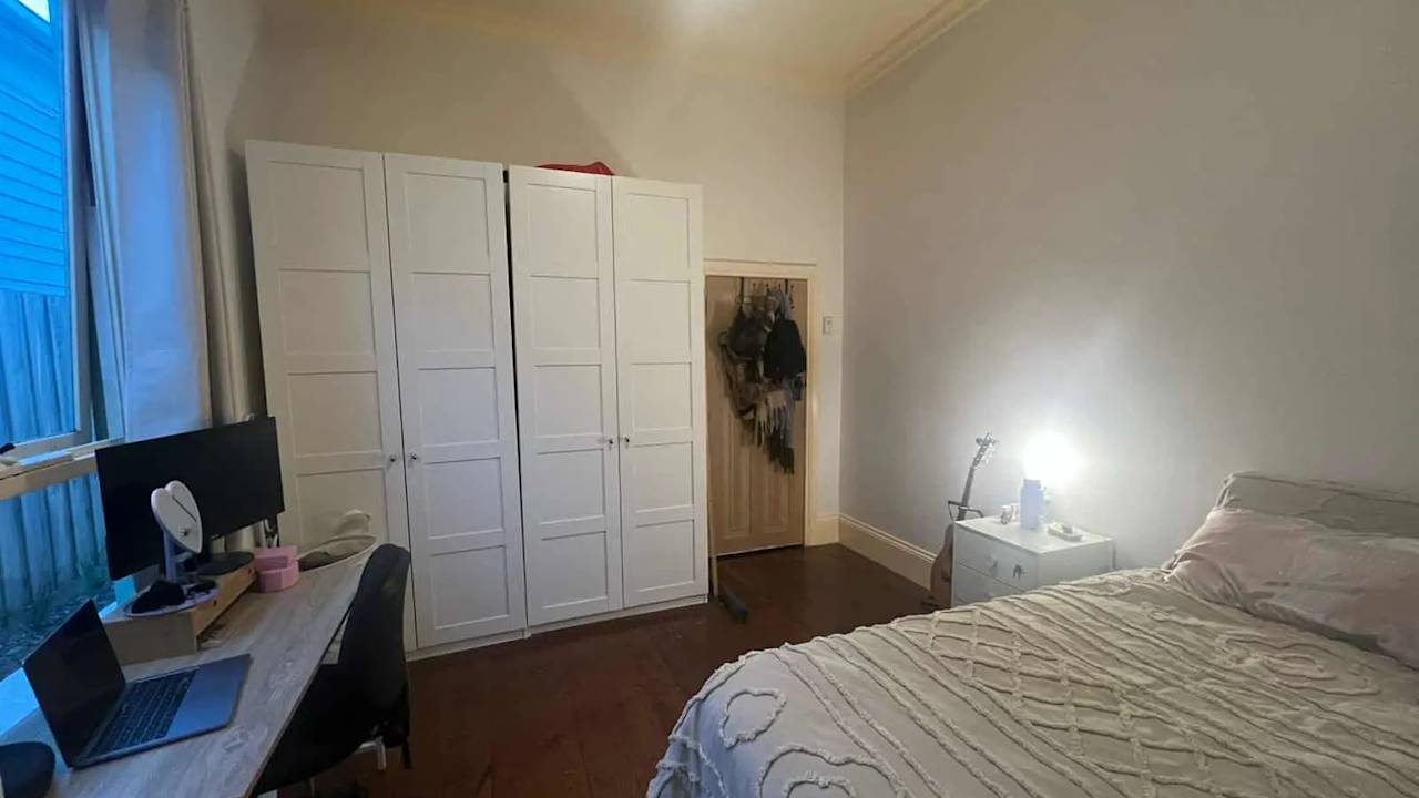 Unfurnished room in a share house
