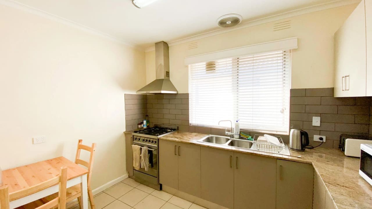 Whole property with 3 rooms for rent