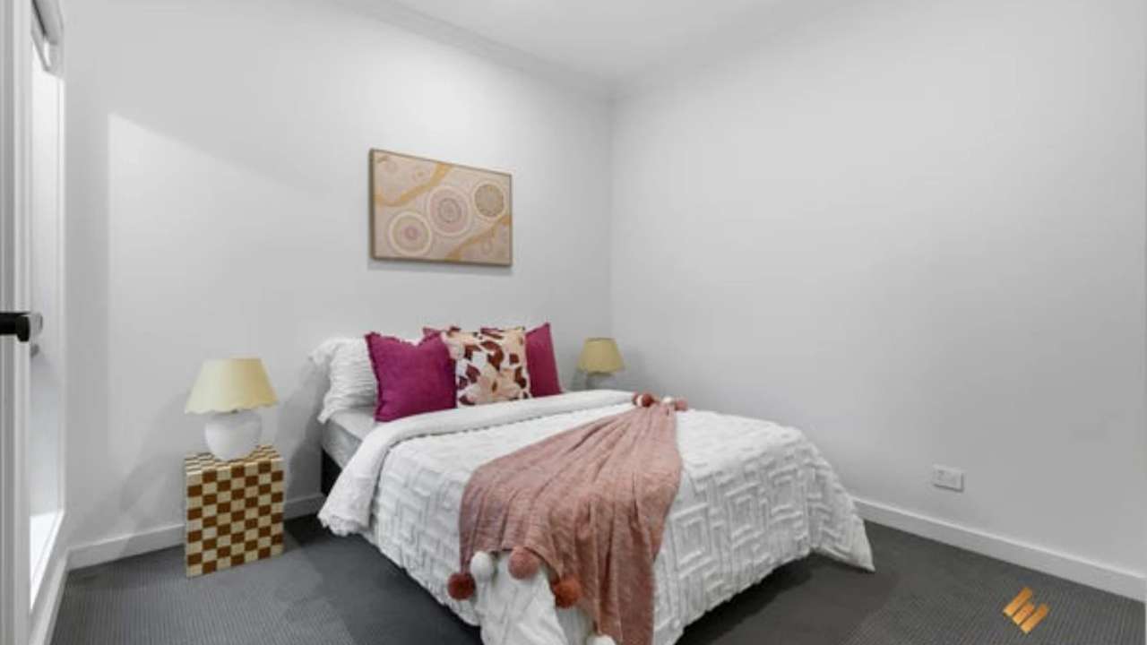 Room in a share house