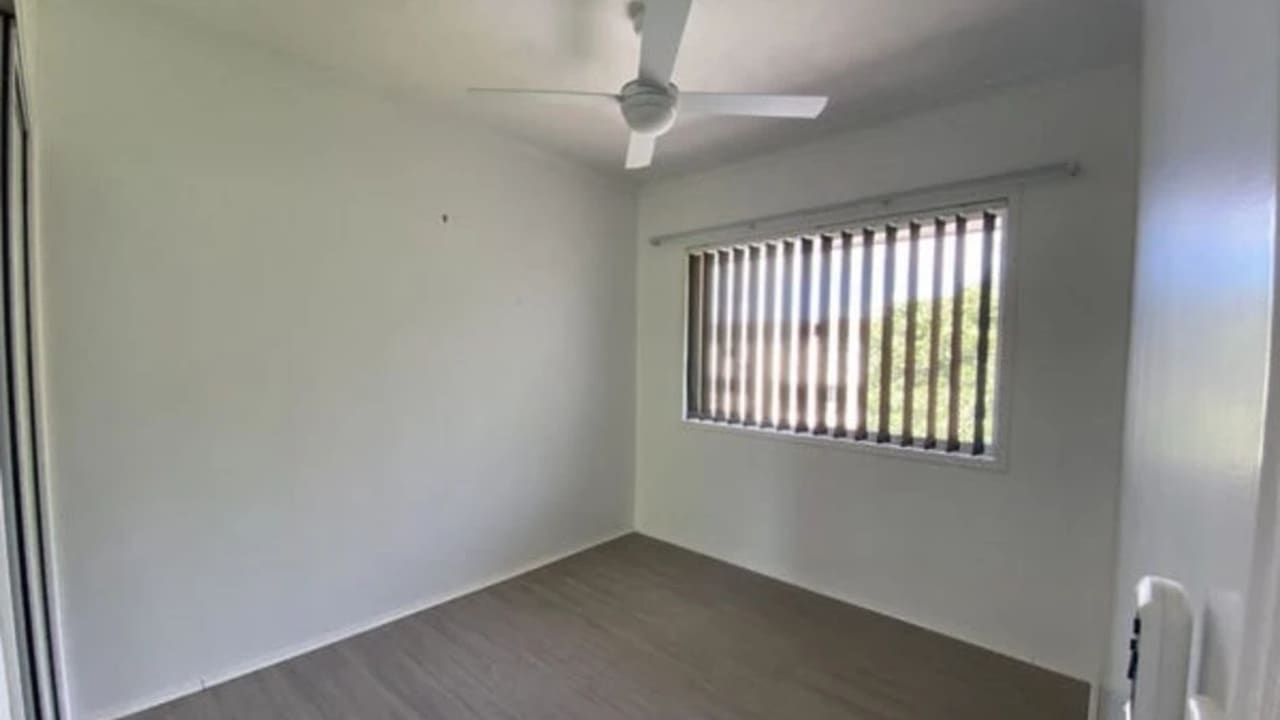Whole property with 2 rooms for rent