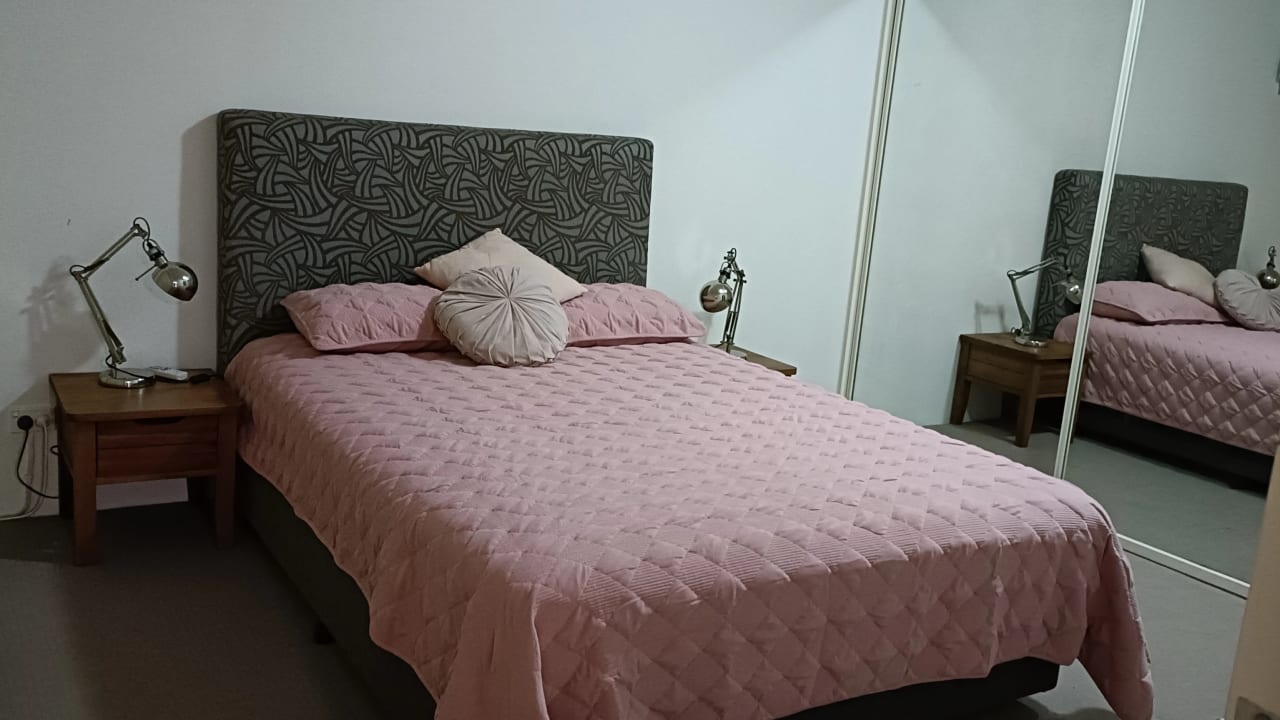 Room with ensuite in a flatshare