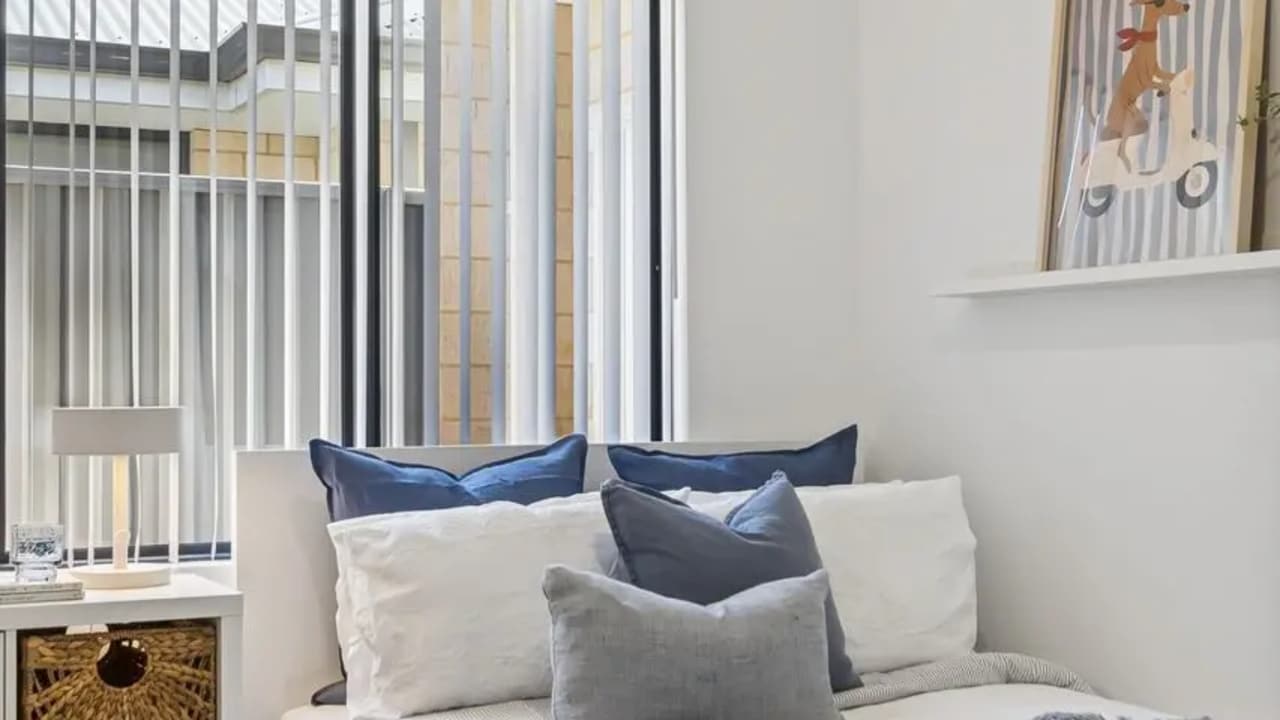 Furnished room with ensuite in a share house