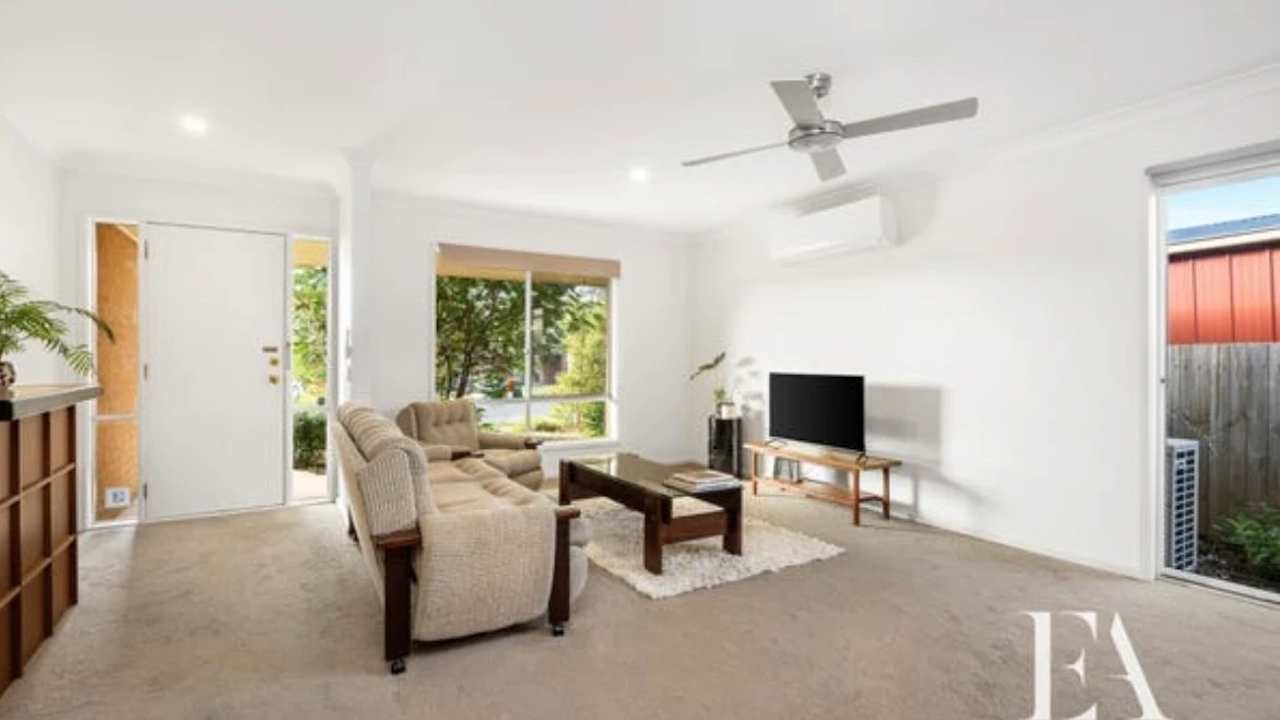 Unfurnished room in a share house