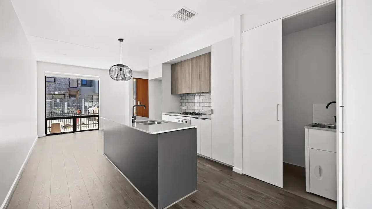 Unfurnished room with own bathroom