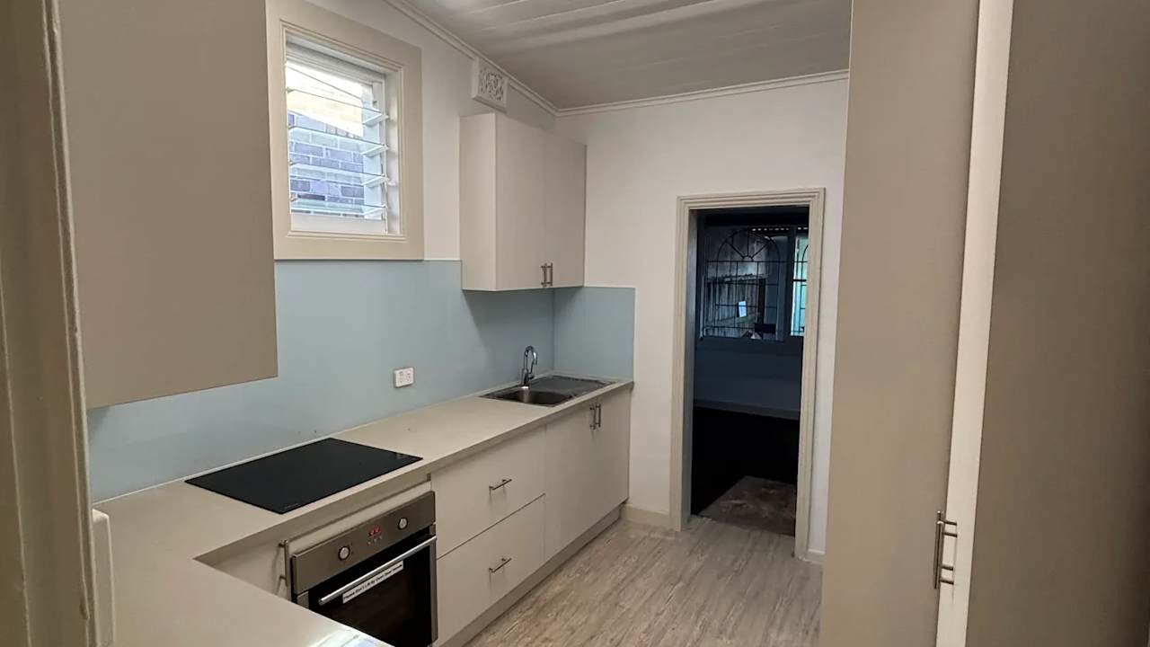 Whole property with 4 rooms for rent