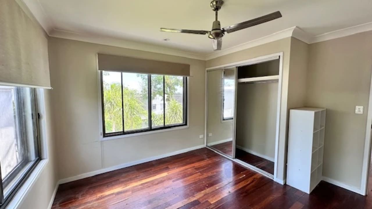 Unfurnished room with own bathroom