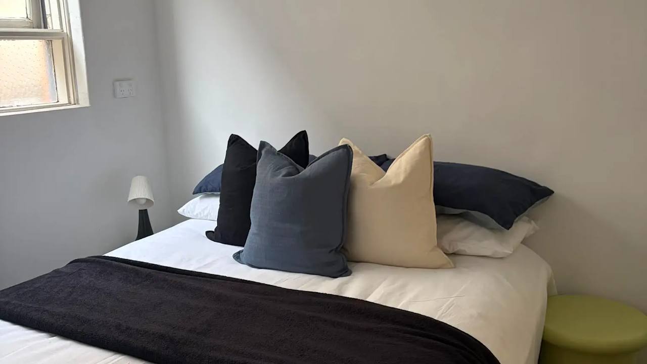 Whole property with 3 rooms for rent