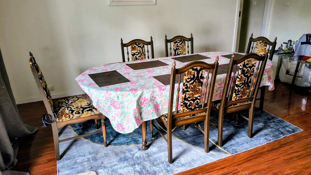 Room in a share house