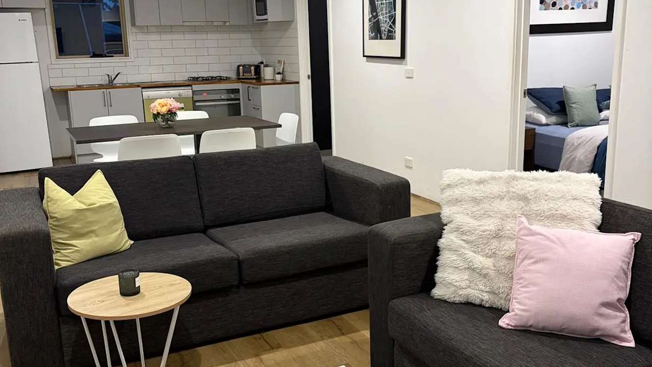 Whole property with 4 rooms for rent