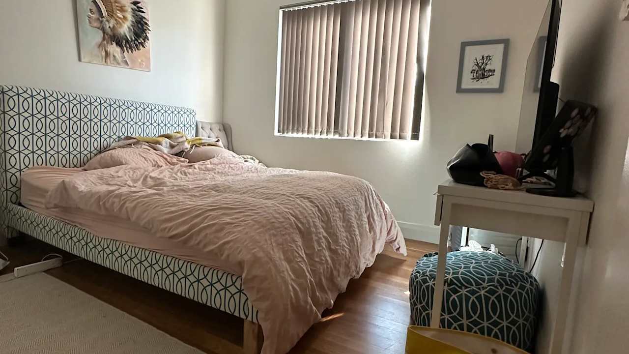 Unfurnished room in a share house