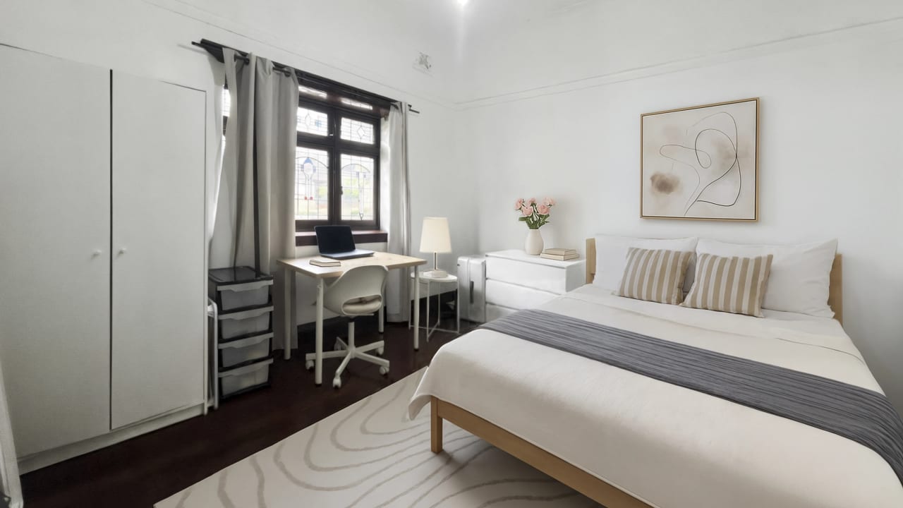 Furnished room in a share house