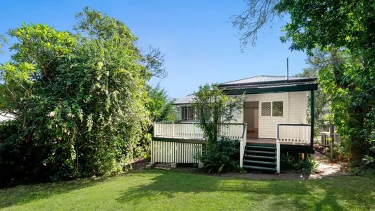 Room in a share house