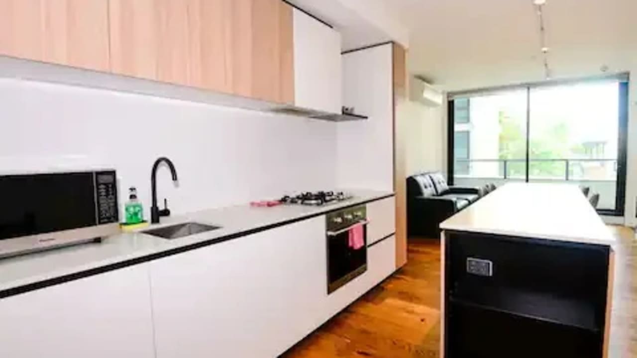 Whole property with 2 rooms for rent