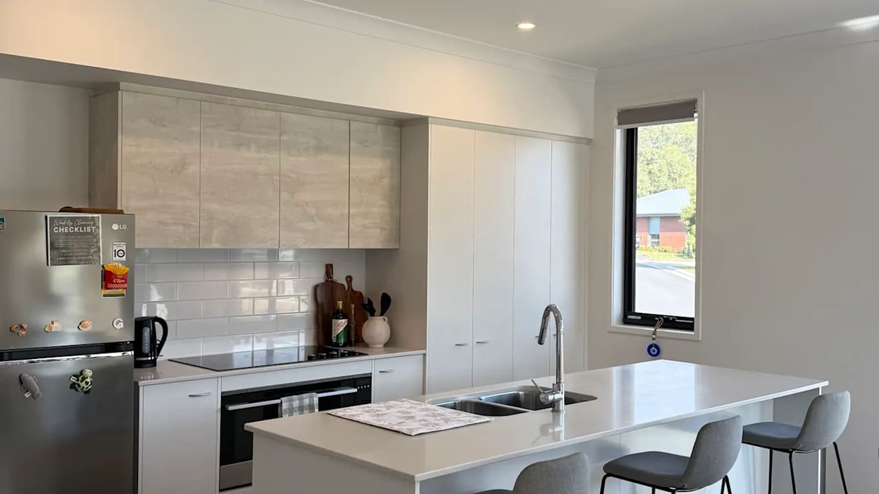 Room with ensuite in a share house