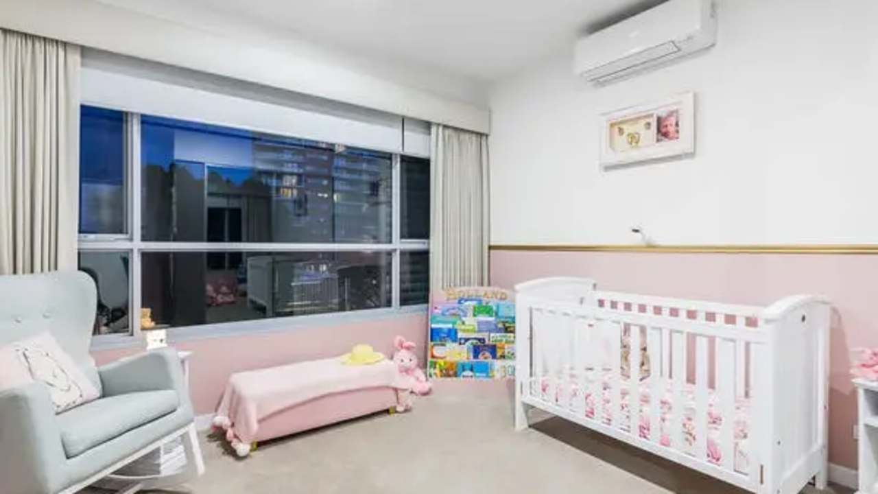 Unfurnished room with own bathroom