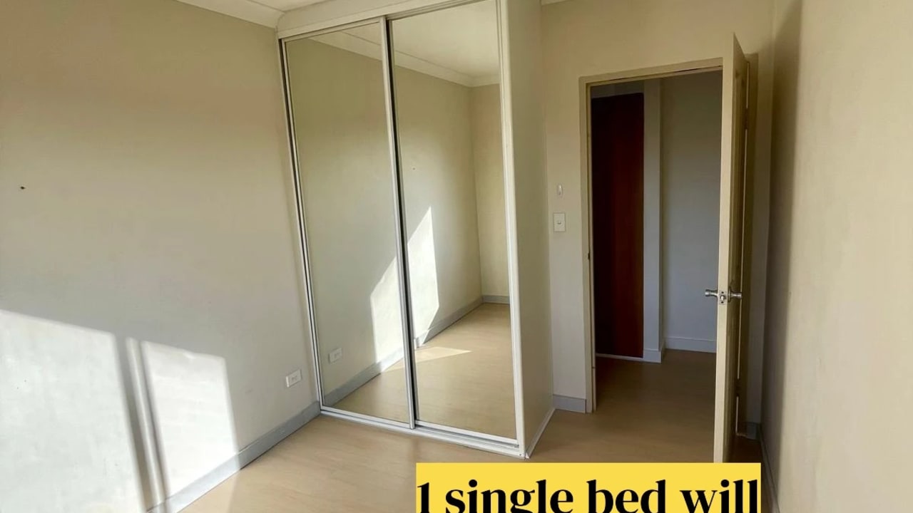 Furnished room with ensuite in a flatshare