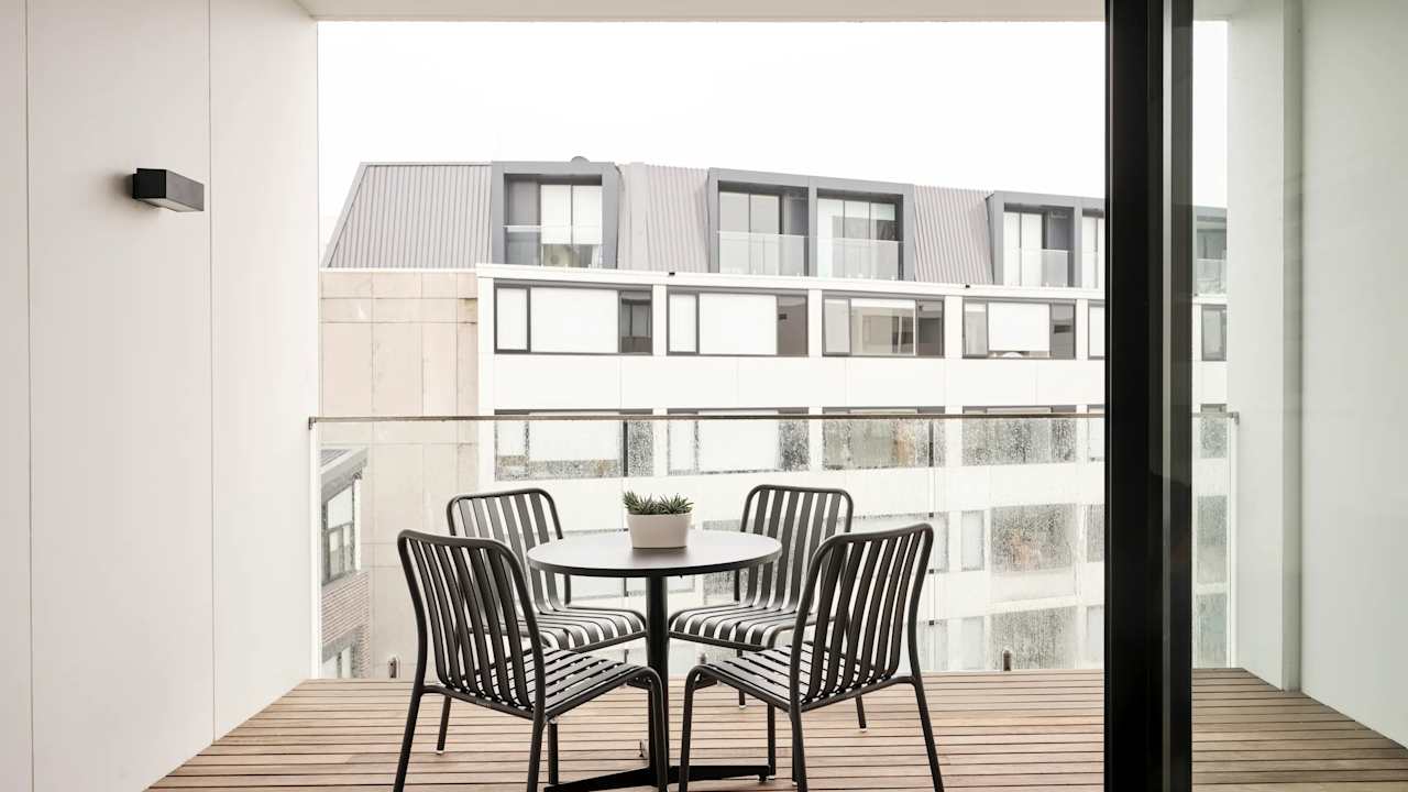 Whole property with 2 rooms for rent