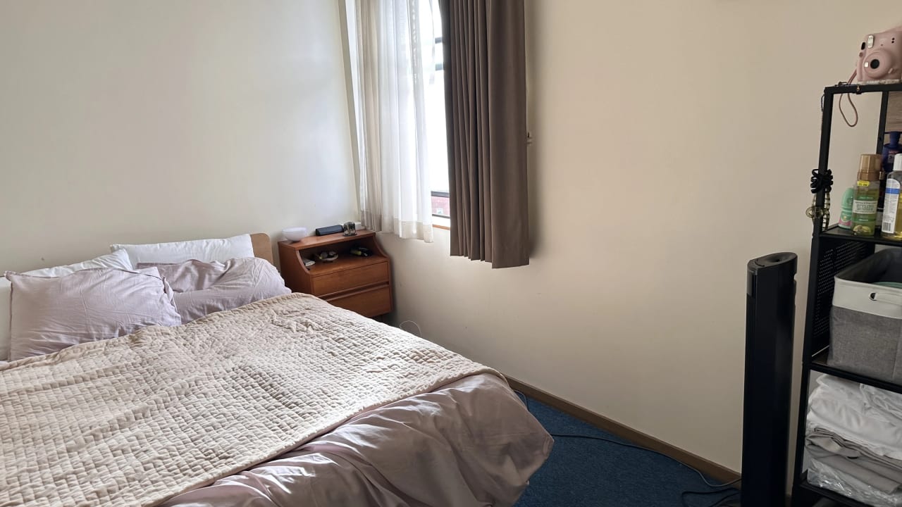 Furnished room in a flatshare