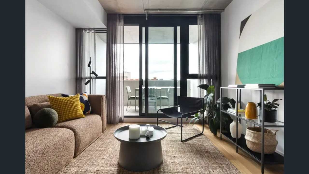 Unfurnished room with own bathroom