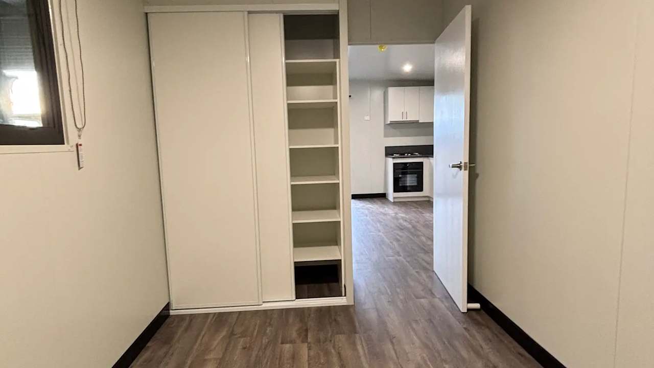 Unfurnished room granny flat for rent