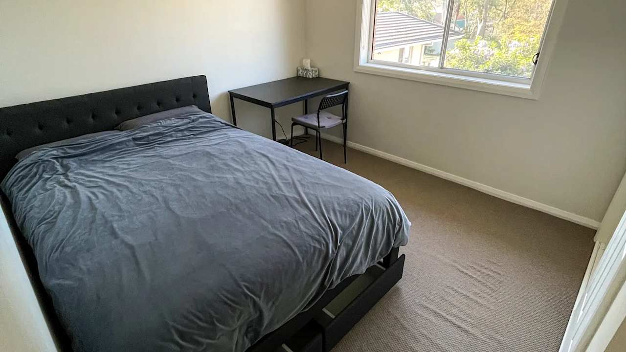 Furnished room in a share house