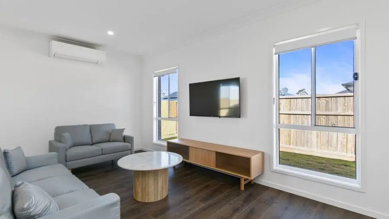 Furnished room with ensuite in a share house