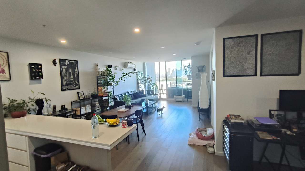 Unfurnished room with own bathroom