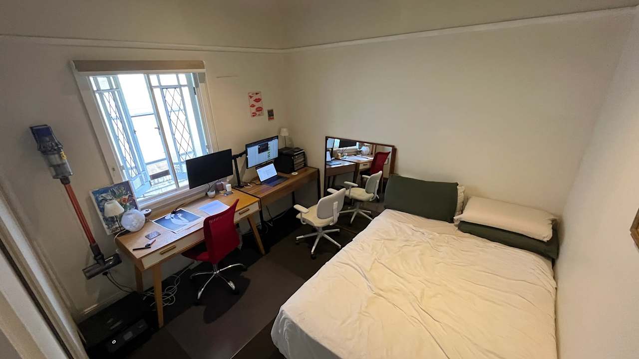 Unfurnished room in a share house