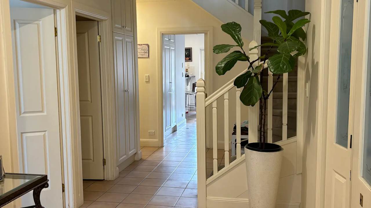 Room in a share house