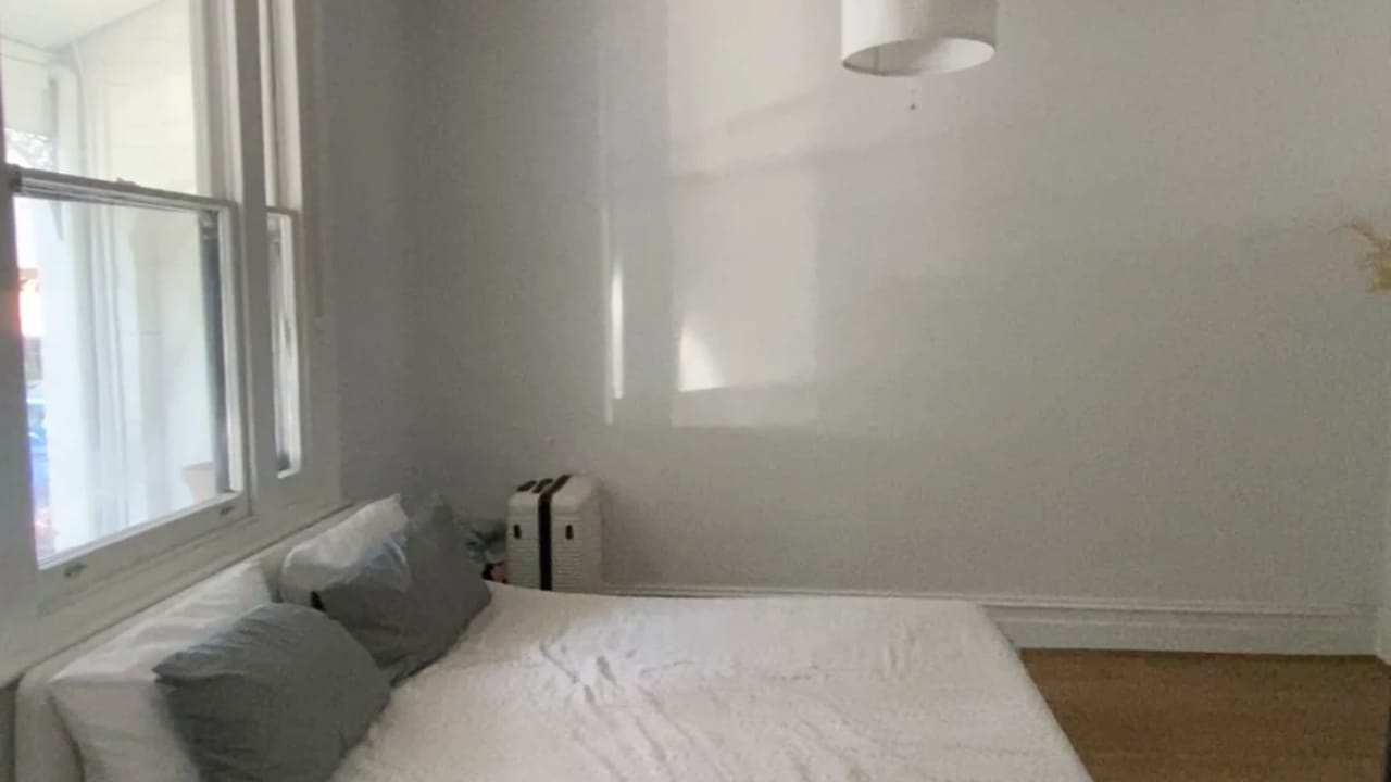 Room in a share house