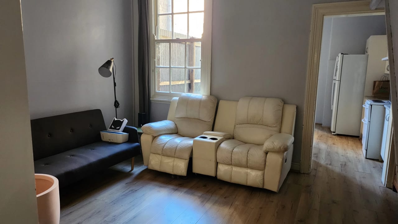 Room in a share house
