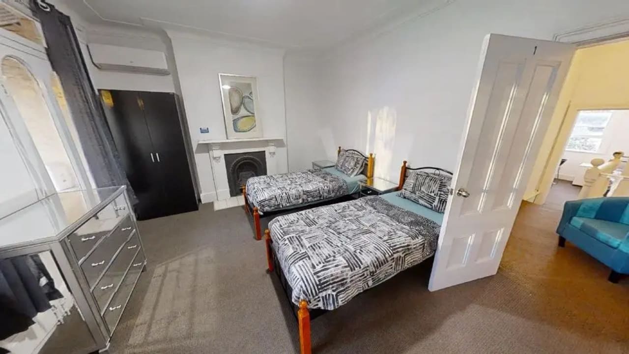 Furnished room in a share house